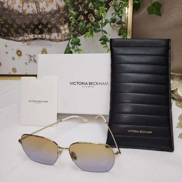 NWOT Victoria Beckham VB214SA Sunglasses With Box, Paperwork And Case
